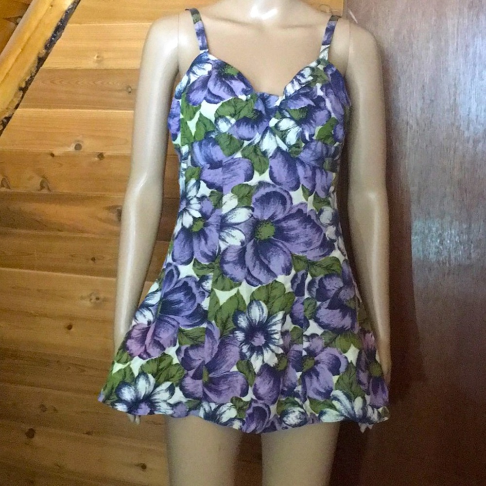 Vintage Catalina Hollywood-style Onepiece Bathing Suit US S/M  EUC